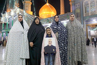یک قاب عکس و هزاران عاشق