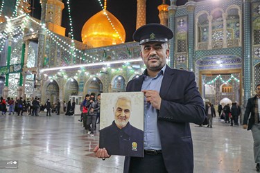 یک قاب عکس و هزاران عاشق