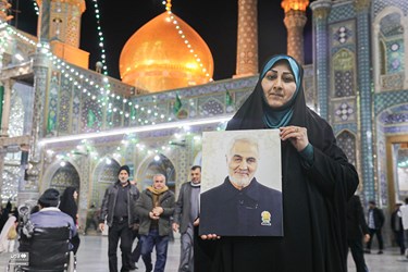 یک قاب عکس و هزاران عاشق