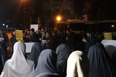 تجمع دانشجویان دانشگاه شیراز در محکومیت حادثه تروریستی کرمان