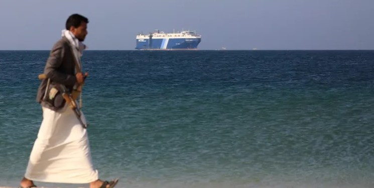 انصارالله: روزانه صدها کشتی به سلامت از باب المندب عبور می‌کنند