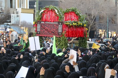 تشییع پیکر مطهر شهیده «فاطمه دهقان» در مشهد