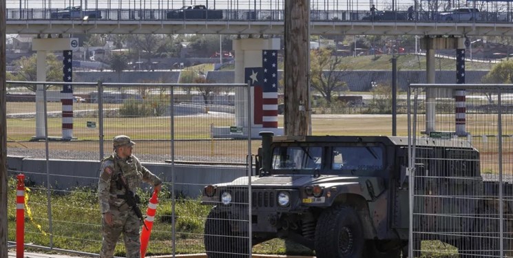 تگزاس مانعی بزرگ بر سر اجرای سیاست‌های مرزی بایدن می‌شود
