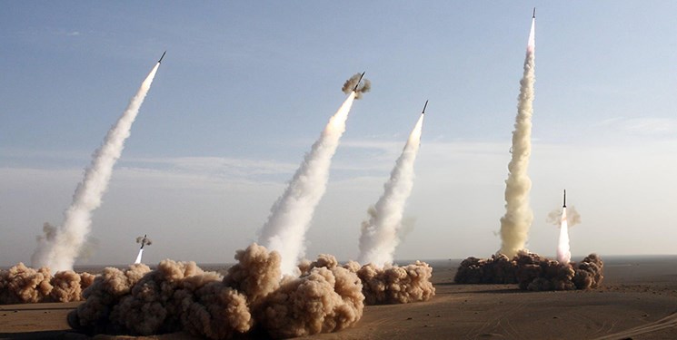 ضرب‌شست موشکی ایران دشمن را به انفعال کشاند