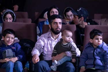 حضور خانواده ها در اختتامیه چهاردهمین جشنواره فیلم مردمی عمار