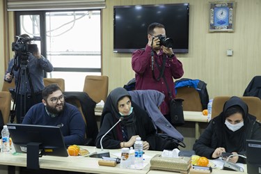 نشست خبری پیرحسین کولیوند رئیس جمعیت هلال احمر
