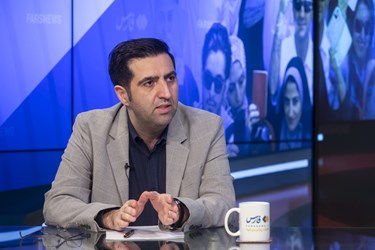 مناظره انتخاباتی سعید آجرلو مدیرمسئولی روزنامه صبح نو و حسین نورانی نژاد، سخنگوی حزب اتحاد ملت ایران