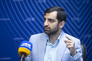  مناظره محمد حسین  قائدشرف و مهدی شاه میرزا