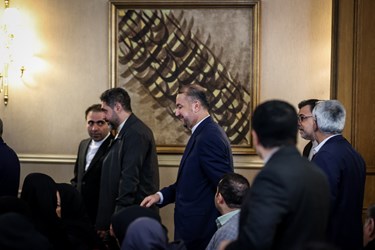 ورود حسین امیرعبداللهیان وزیر امور خارجه به هفتمین کنفرانس تاریخ روابط خارجی ایران