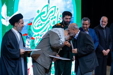 آیین کاشت 24000 نهال