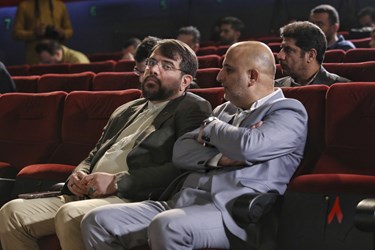 مجتبی امینی دبیر جشنواره فیلم فجر و مسعود نجفی در نشست خبری جشنواره فیلم فجر42