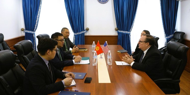 همکاری متقابل محور دیدار مقامات قرقیزستان و آمریکا