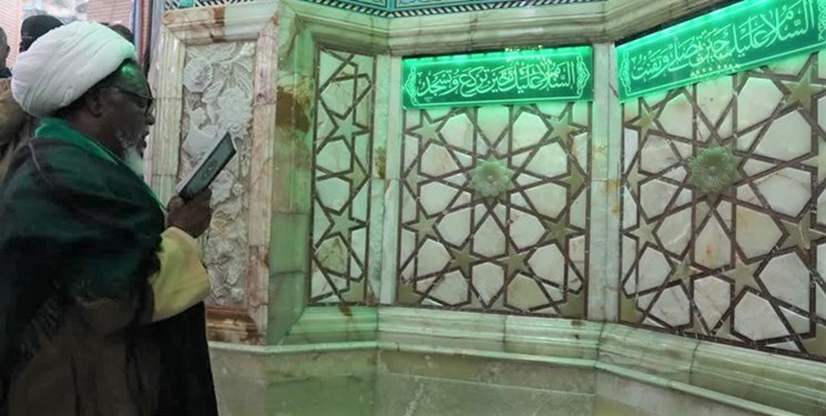 مناجات شیخ ابراهیم زکزاکی در مسجد مقدس جمکران+تصاویر