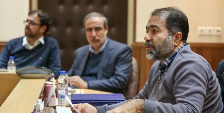 تأکید استاندار اصفهان بر اختصاص نیم درصد از درآمد شهرداری‌ها به کتابخانه‌های عمومی