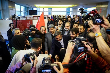 بازدید وزیر ارشاد از جشنواره فیلم فجر