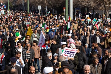 راهپیمایی یوم الله ۲۲ بهمن در قزوین