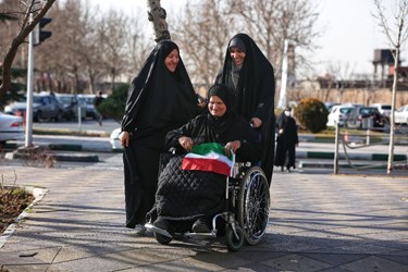 حضور البرزی‌ها در حماسه ۲۲ بهمن به روایت تصویر
