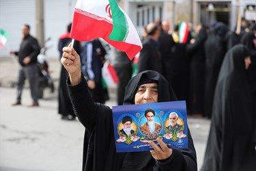 شور لرستانی‌های در جشن انقلاب