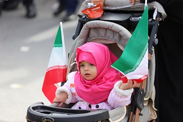 شور لرستانی‌های در جشن انقلاب