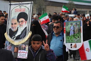 شور لرستانی‌های در جشن انقلاب