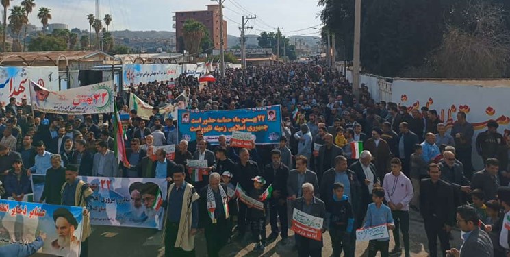 حماسه حضور مسجدسلیمانی‌ها در جشن پیروزی انقلاب+عکس