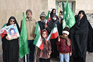 خروش خراسان‌جنوبی ها در راهپیمایی 22 بهمن 